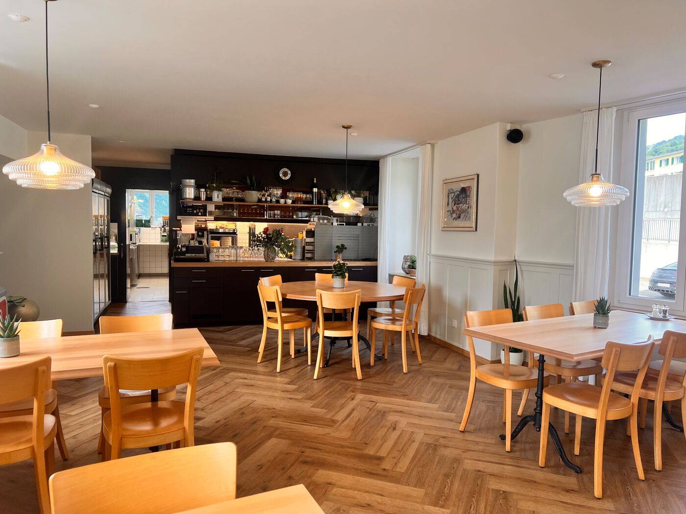 Theke mit Kaffeebar